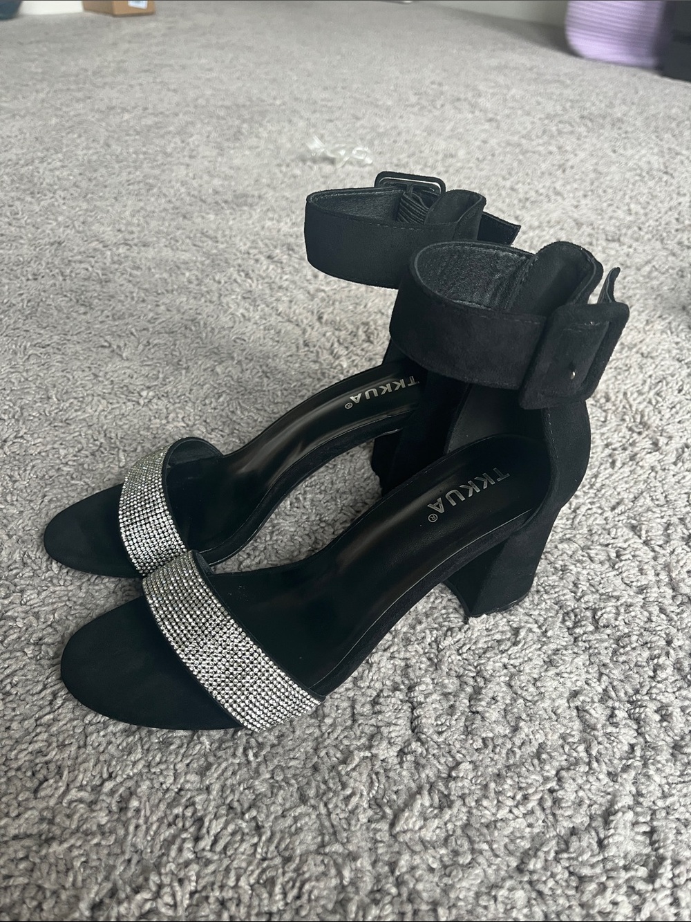 TKKUA block heels